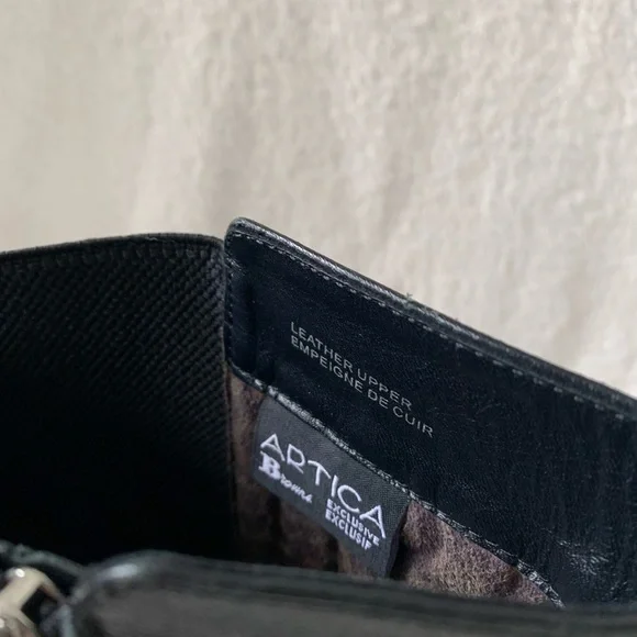 Arctica Exclusive Leather Waterproof Chained Heeled Boots - Picture 7 of 15